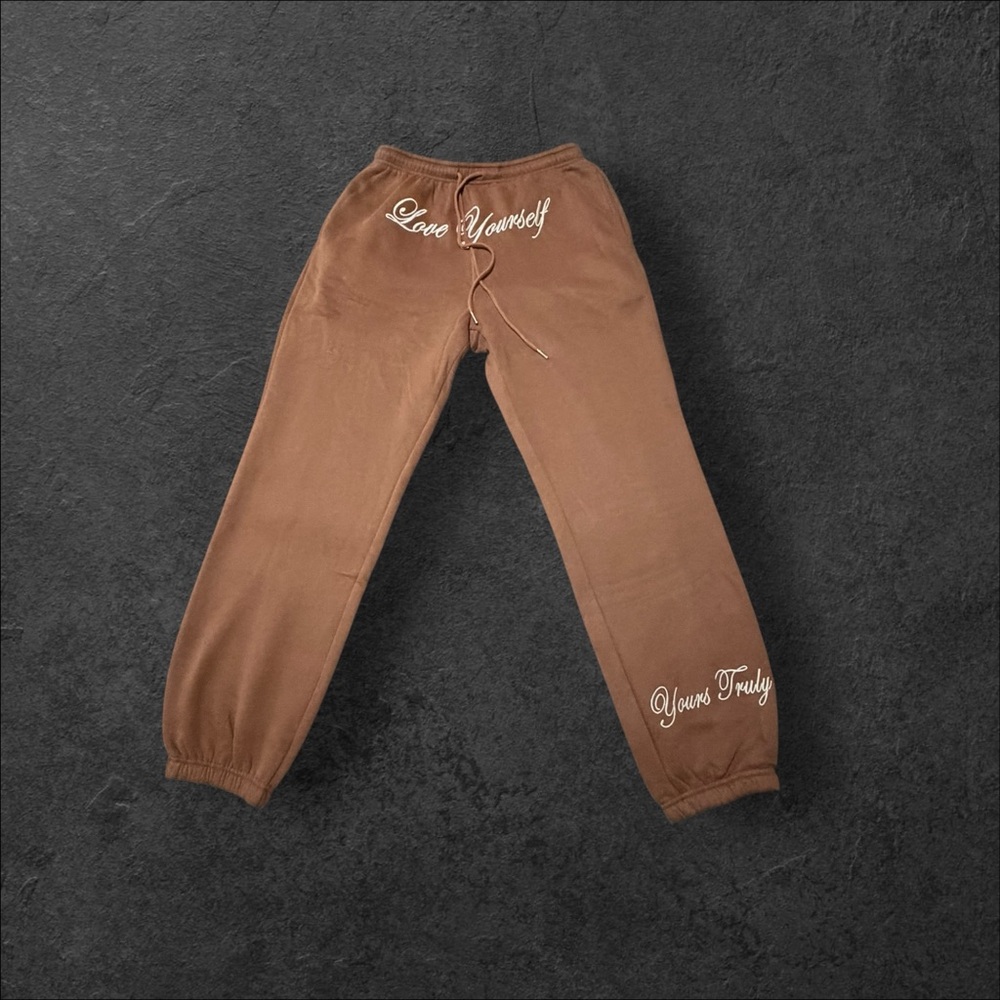 Yours Truly Phora “Love Yourself” Brown joggers size Large